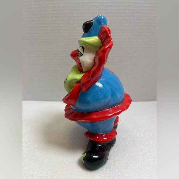 Vintage Ceramic Circus Clown Figurine Hand-Painted Colorful Glossy Decor 7” - Picture 3 of 6